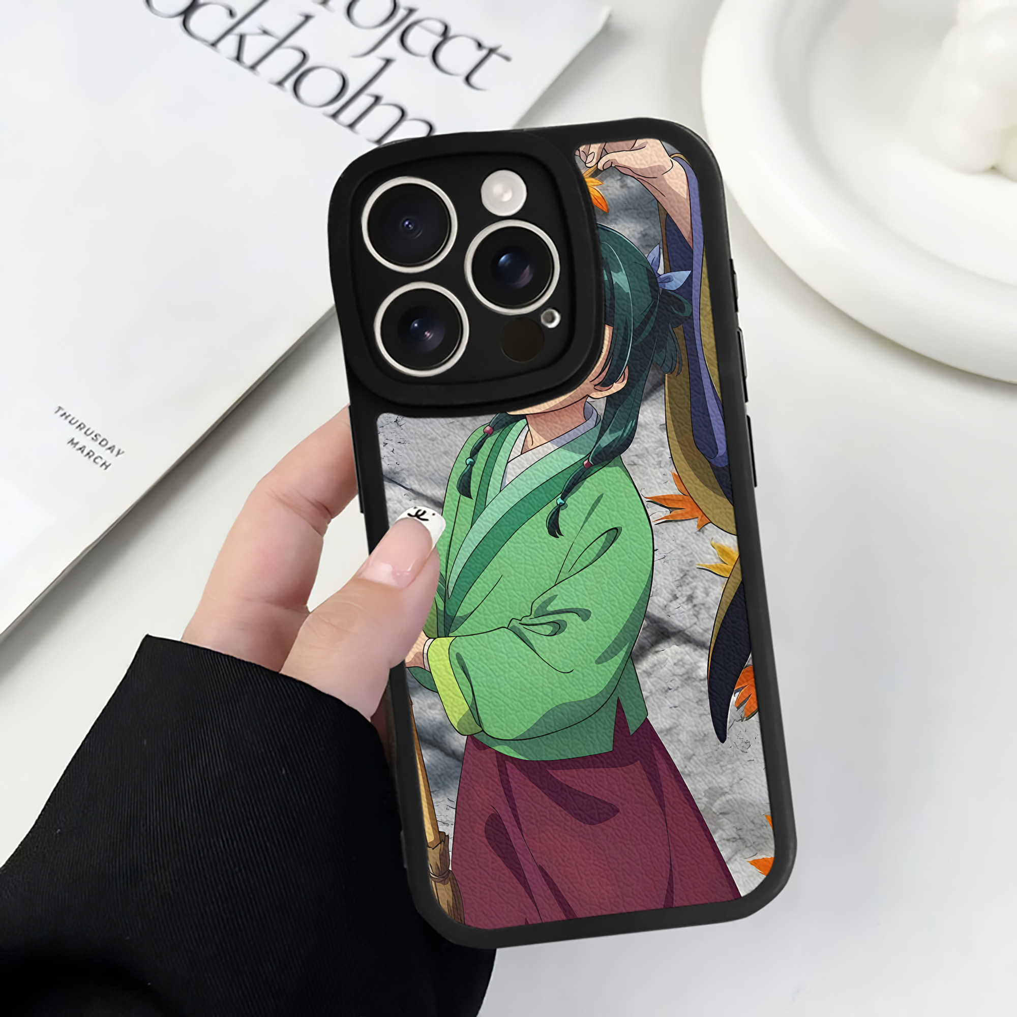 （画像用） 薬屋のひとりごと The Apothecary Diaries 【iPhone 16シリーズ対応】シリコンスマホケース（レザー調） 材質：シリコン